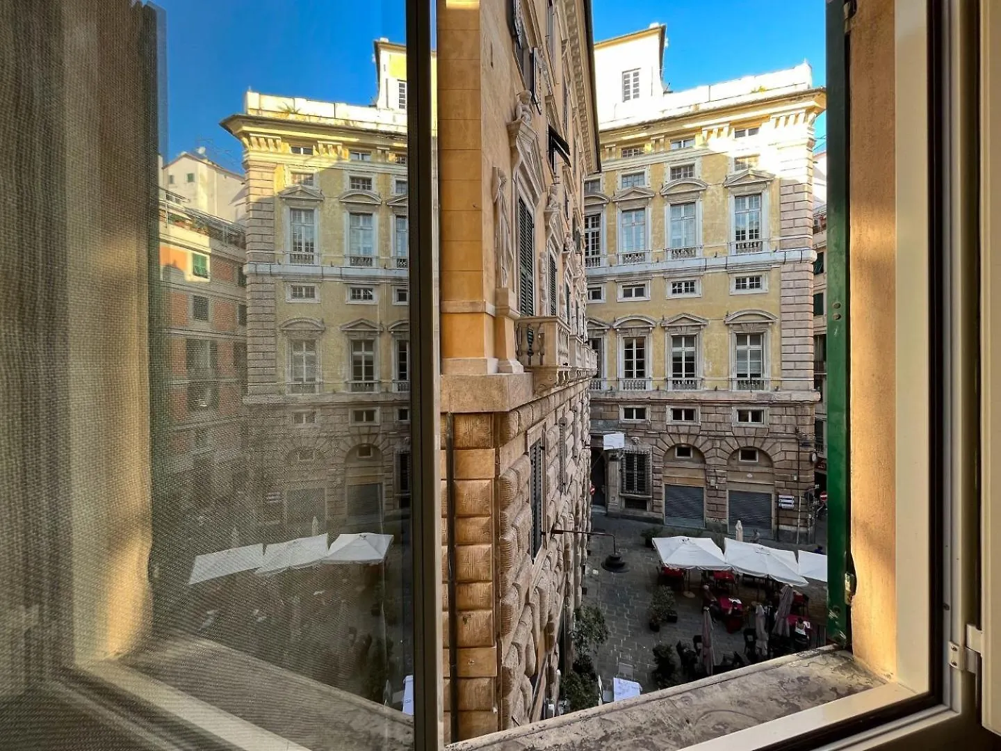 Elegante Trilocale Zona Acquario-Ianuamaris Genova Apartment Italy